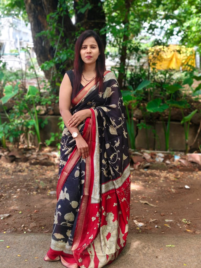 stunning-soft-cotton-kalamkari-print-zari-weaving-border-with-unstitched-running-blouse